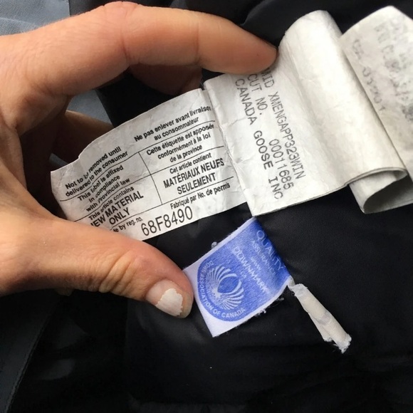 Women’s Grey Canada Goose Trillium parka - Picture 3 of 8